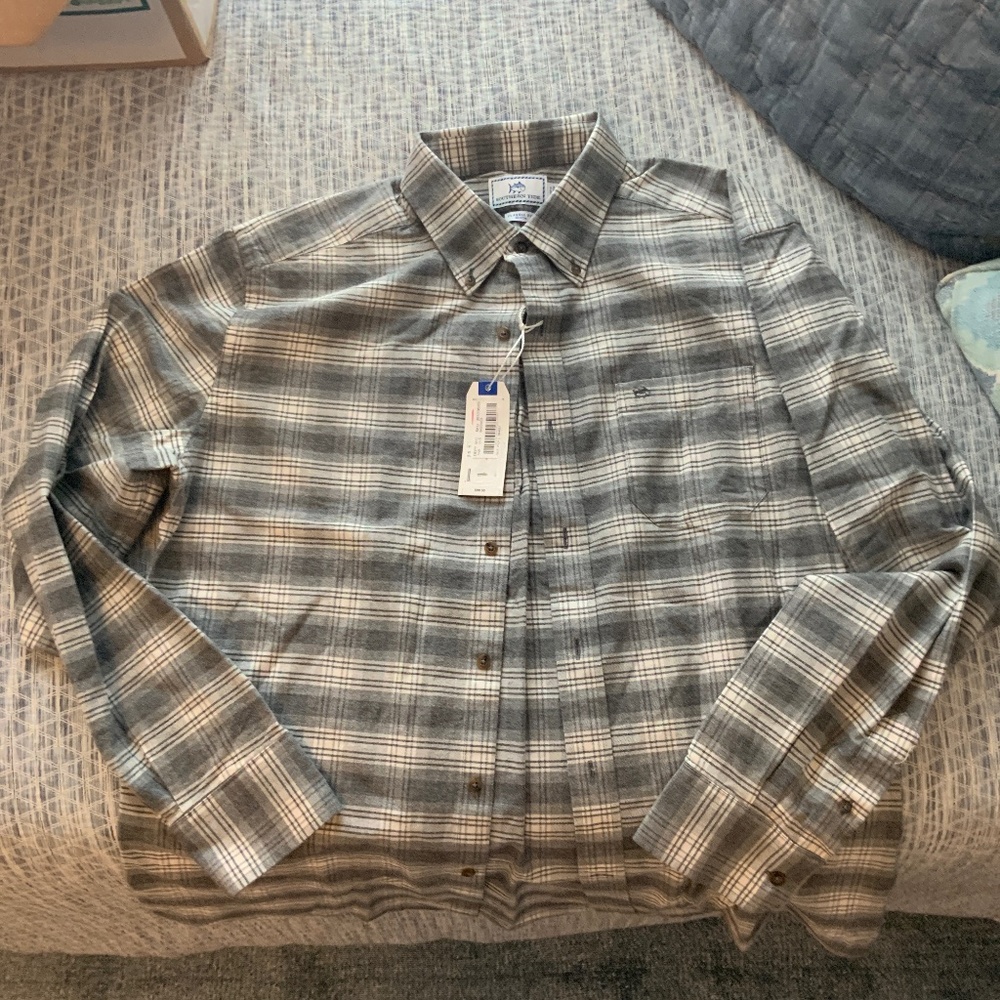 NWT Souther Tide Men’s Button Down Shirt